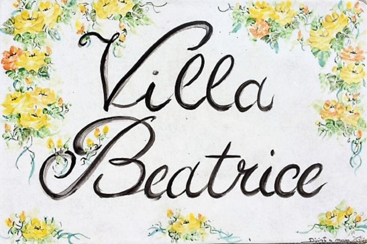 Villa Beatrice Лонато Экстерьер фото