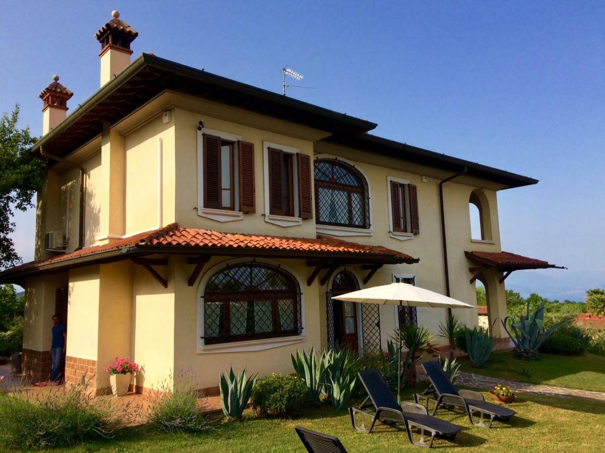 Villa Beatrice Лонато Экстерьер фото
